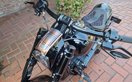 Gebrauchtmotorrad Harley-Davidson Softail Breakout 117 - Bild 12