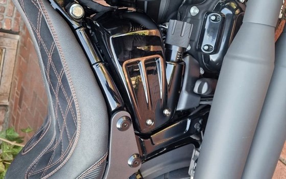 Gebrauchtmotorrad Harley-Davidson Softail Breakout 117 - Bild 22