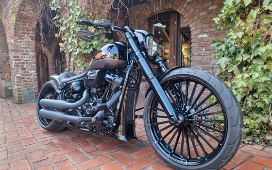 Gebrauchtmotorrad Harley-Davidson Softail Breakout 117 - Bild 6