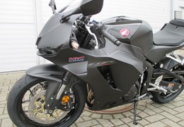 Neumotorrad Honda CBR600RR