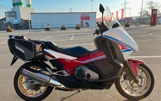 Gebrauchtmotorrad Honda Integra - Bild 4