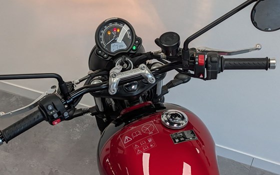 Gebrauchtmotorrad Triumph Speed Twin 900 - Bild 5