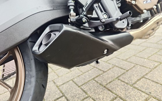 Gebrauchtmotorrad Honda CB650R E-Clutch - Bild 16