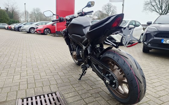 Gebrauchtmotorrad Honda CB650R E-Clutch - Bild 9