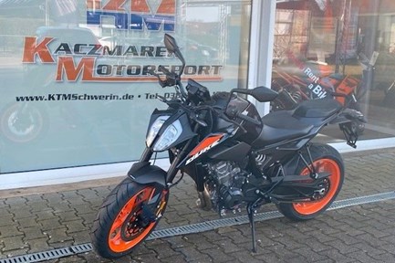 KTM 790 Duke