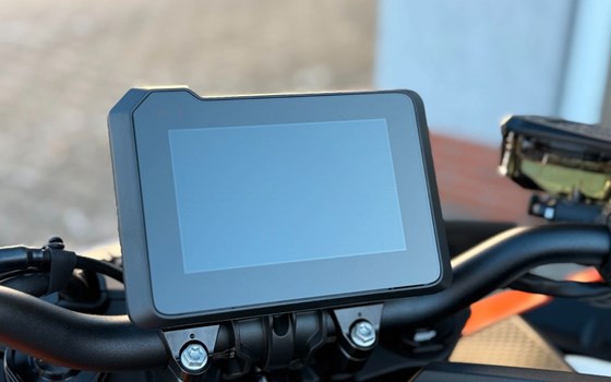 Neufahrzeug KTM 990 Duke - Bild 9