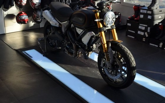 Gebrauchtmotorrad Ducati Scrambler 1100 - Bild 5
