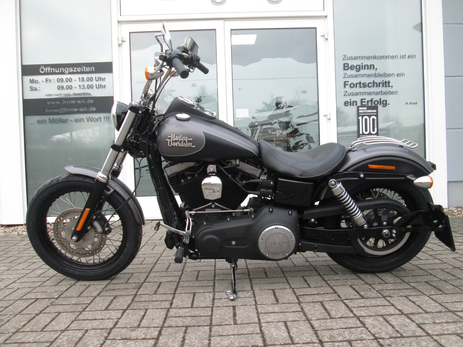 Harley-Davidson Softail Street Bob FXBB 