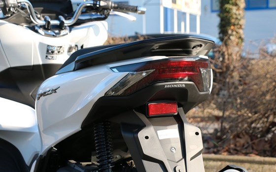 Gebrauchtmotorrad Honda PCX125 - Bild 11