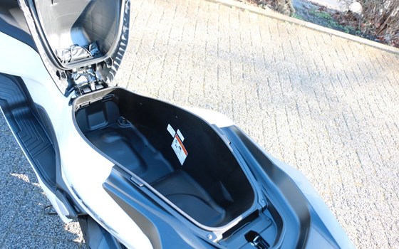 Gebrauchtmotorrad Honda PCX125 - Bild 6