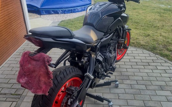 Gebrauchtmotorrad Yamaha MT-07 - Bild 4