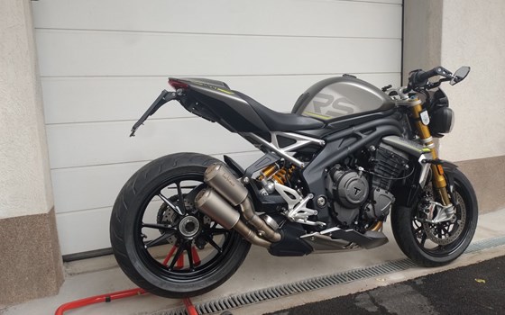 Gebrauchtmotorrad Triumph Speed Triple 1200 RS - Bild 3