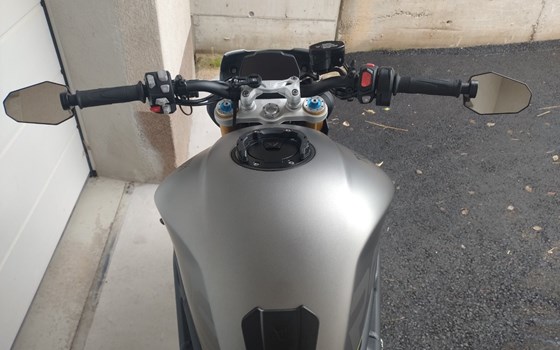 Gebrauchtmotorrad Triumph Speed Triple 1200 RS - Bild 5