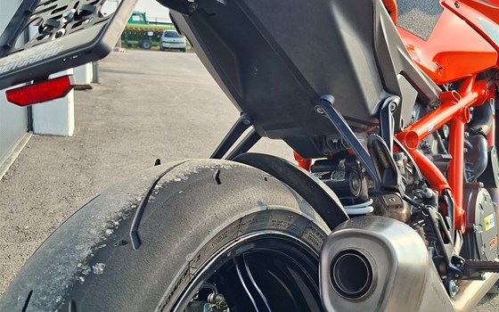 Gebrauchtmotorrad KTM 1290 Super Duke R - Bild 11