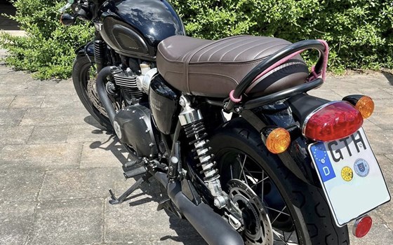 Gebrauchtmotorrad Triumph Bonneville T120 Black - Bild 4