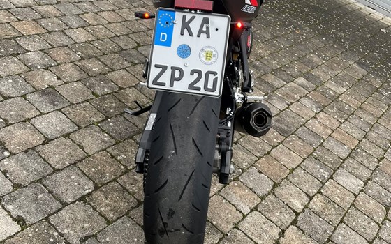 Gebrauchtmotorrad Suzuki GSX-8R - Bild 6