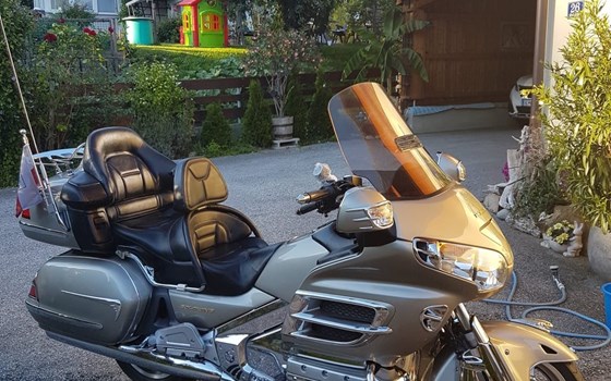 Gebrauchtmotorrad Honda GL 1800 Goldwing - Bild 1