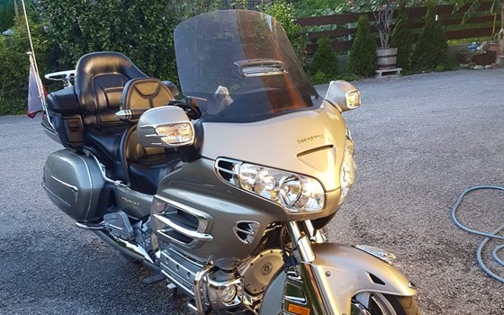Gebrauchtmotorrad Honda GL 1800 Goldwing - Bild 2