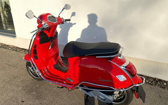 Gebrauchtmotorrad Vespa GTS 125 Super - Bild 2