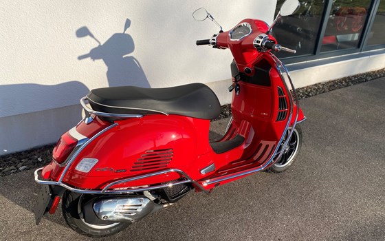 Gebrauchtmotorrad Vespa GTS 125 Super - Bild 3