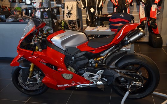 Neufahrzeug Ducati Panigale V4 R - Bild 1