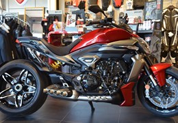 Neumotorrad Ducati XDiavel V4