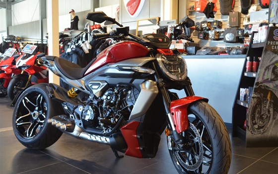 Neufahrzeug Ducati XDiavel V4 - Bild 3