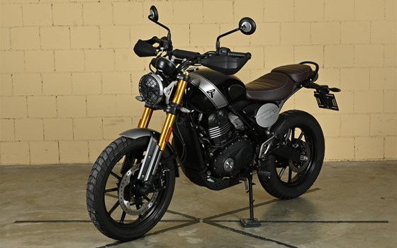 Motorrad Occasion Triumph Scrambler 400 X - Bild 3