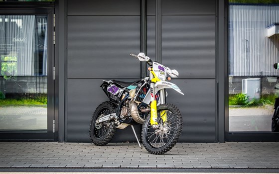Gebrauchtmotorrad Husqvarna TE 300i - Bild 6
