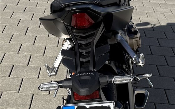 Gebrauchtmotorrad Honda CB650R - Bild 4