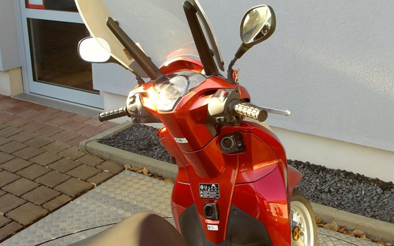 Gebrauchtmotorrad Honda SH300i - Bild 12