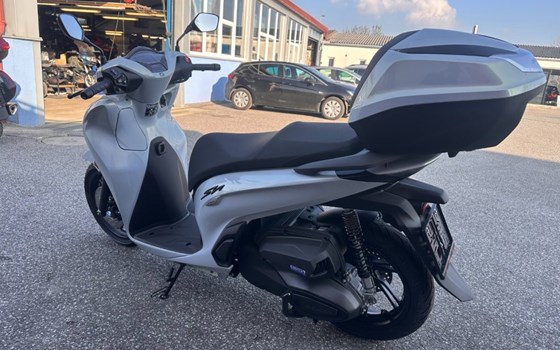 Neufahrzeug Honda SH350i - Bild 3
