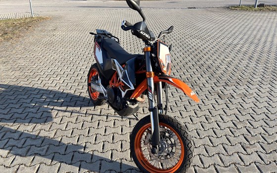 Gebrauchtmotorrad KTM 690 SMC R - Bild 3