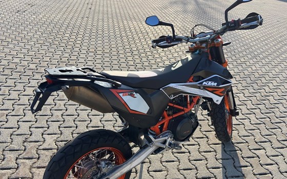 Gebrauchtmotorrad KTM 690 SMC R - Bild 5