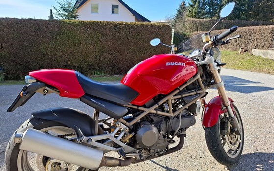 Gebrauchtmotorrad Ducati Monster 900 - Bild 1