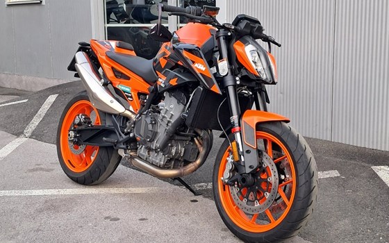 Gebrauchtmotorrad KTM 890 Duke GP - Bild 3