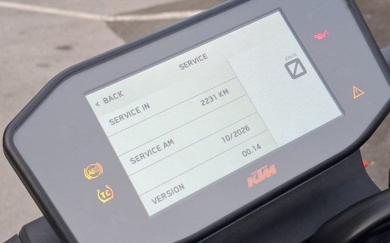 Gebrauchtmotorrad KTM 890 Duke GP - Bild 7