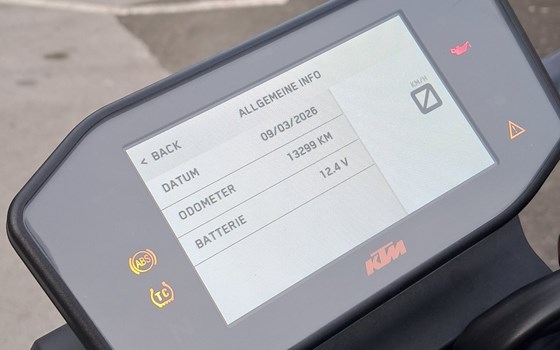 Gebrauchtmotorrad KTM 890 Duke GP - Bild 8