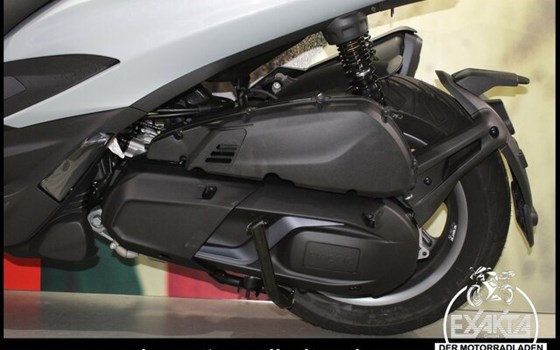 Gebrauchtmotorrad Piaggio Beverly 400 S - Bild 21