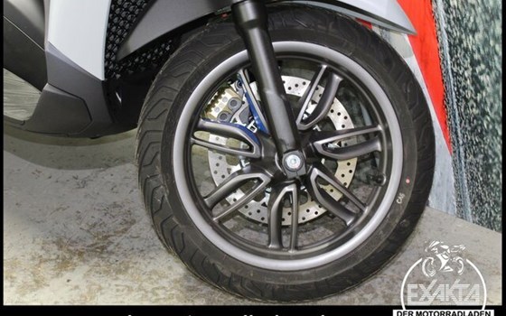 Neufahrzeug Piaggio Beverly 400 S - Bild 24