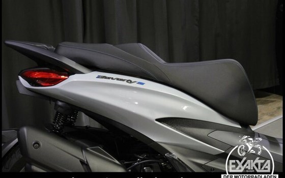 Gebrauchtmotorrad Piaggio Beverly 400 S - Bild 25