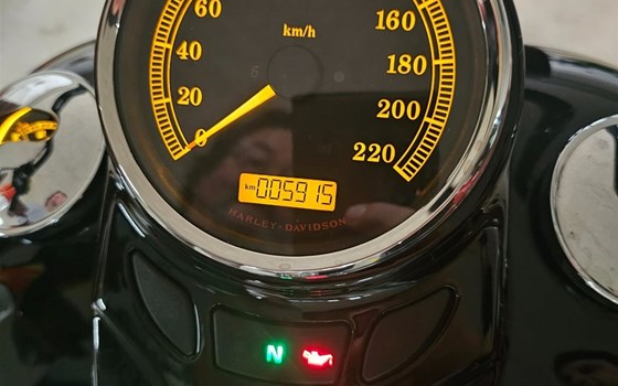 Motorrad Occasion Harley-Davidson Softail Slim FLS - Bild 3