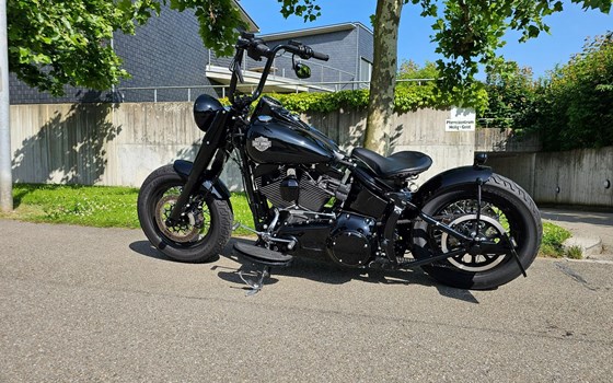 Motorrad Occasion Harley-Davidson Softail Slim FLS - Bild 4