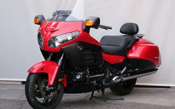 Gebrauchtmotorrad Honda GL1800 F6B - Bild 1