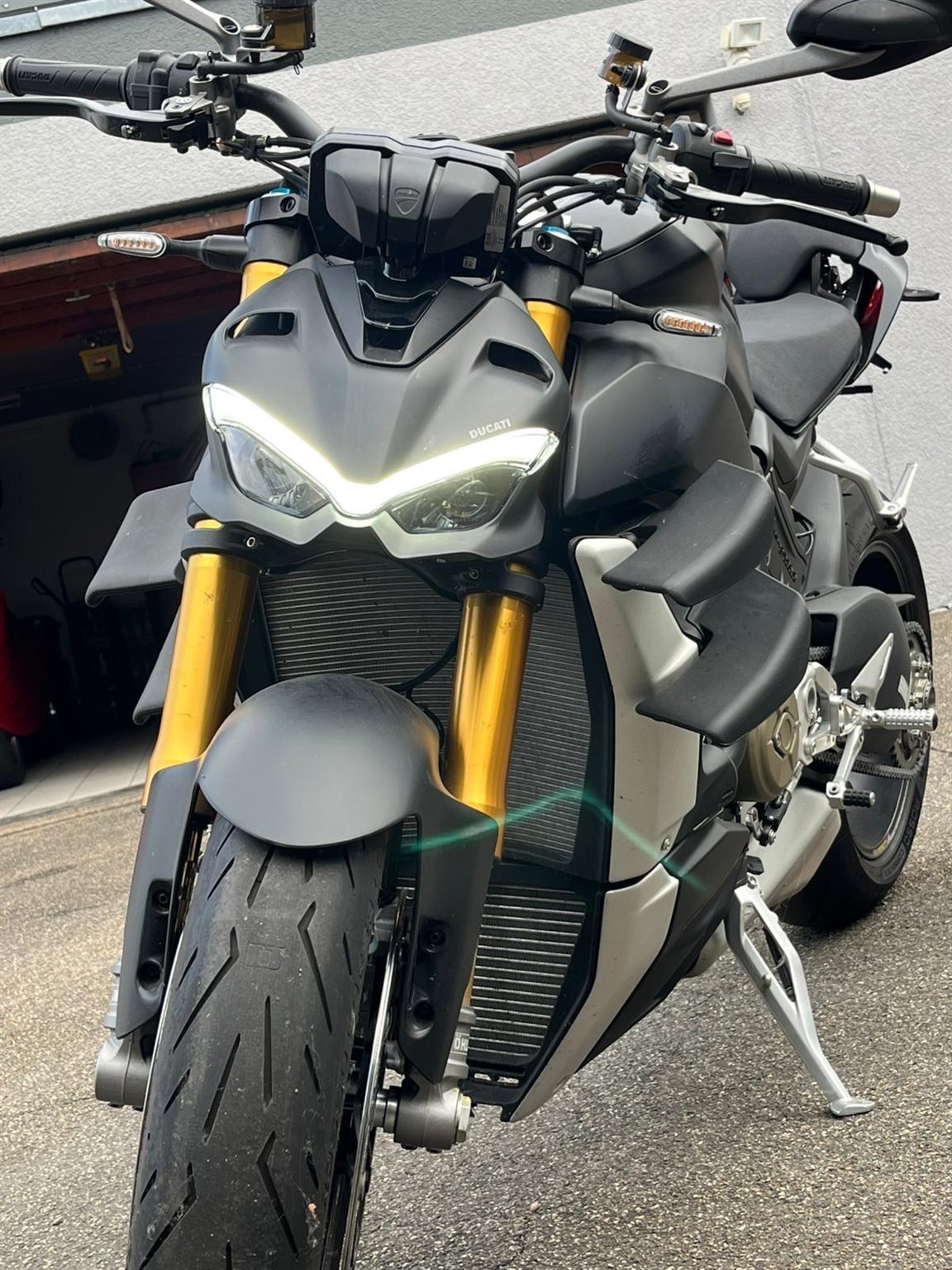 Gebrauchte Ducati Streetfighter V4 S