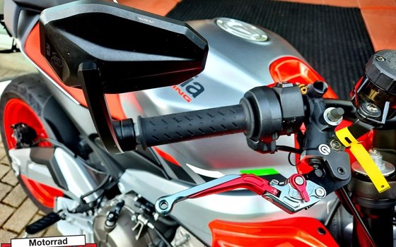 Gebrauchtmotorrad Aprilia Tuono 660 - Bild 8