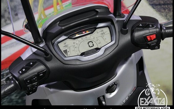 Gebrauchtmotorrad Piaggio Beverly 400 - Bild 10