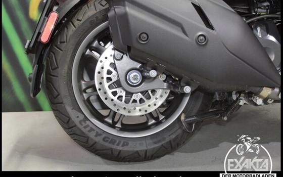 Gebrauchtmotorrad Piaggio Beverly 400 - Bild 20