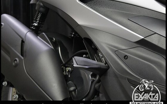 Gebrauchtmotorrad Piaggio Beverly 400 - Bild 27