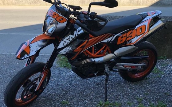 Gebrauchtmotorrad KTM 690 SMC R - Bild 1